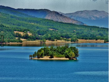 Greece.com_1_plastira_lake_karditsa_1000x560